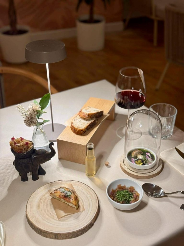 c5e1effb-03d3-463a-ad00-af734eefeefa